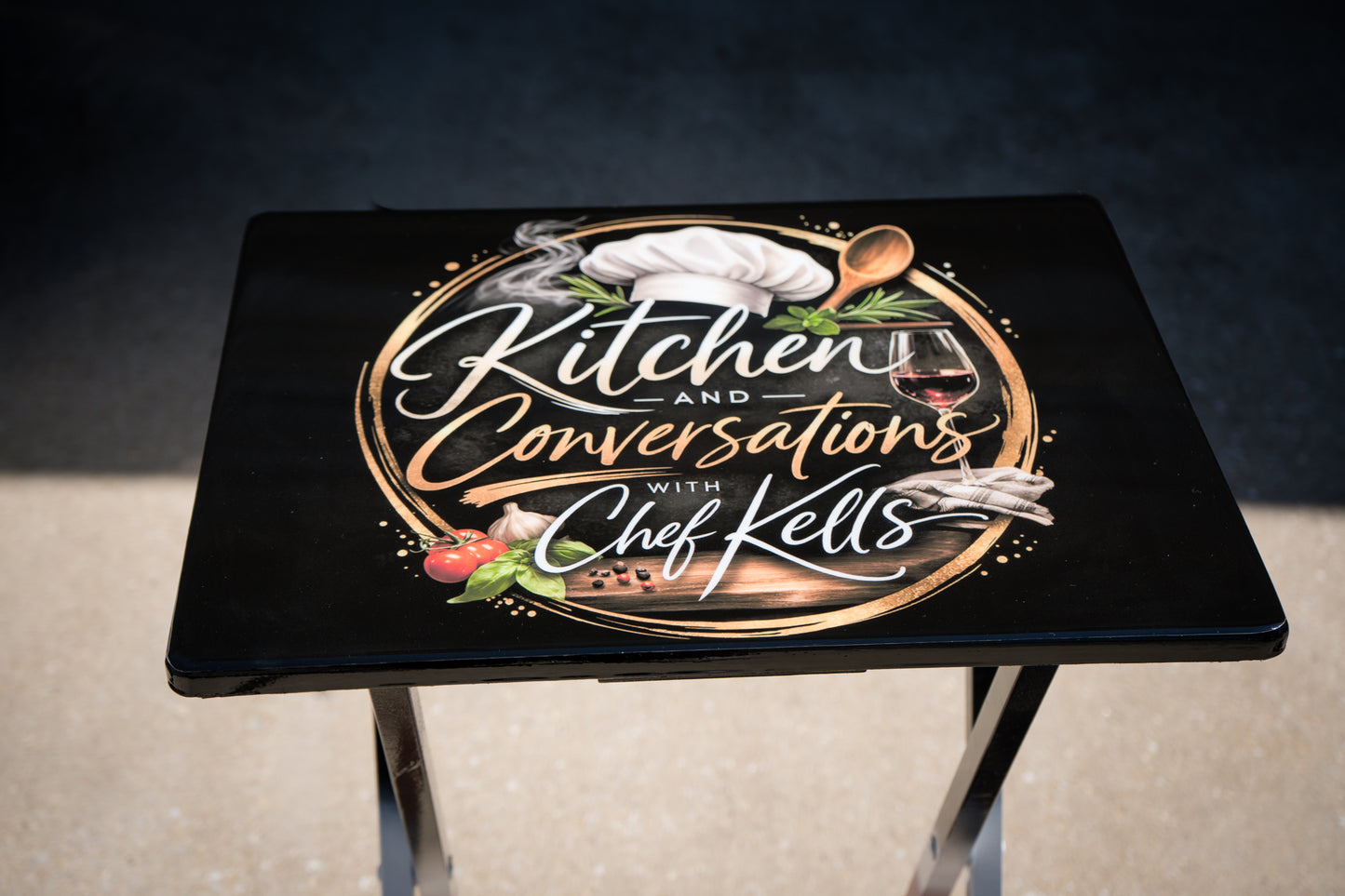 Logo TV Table