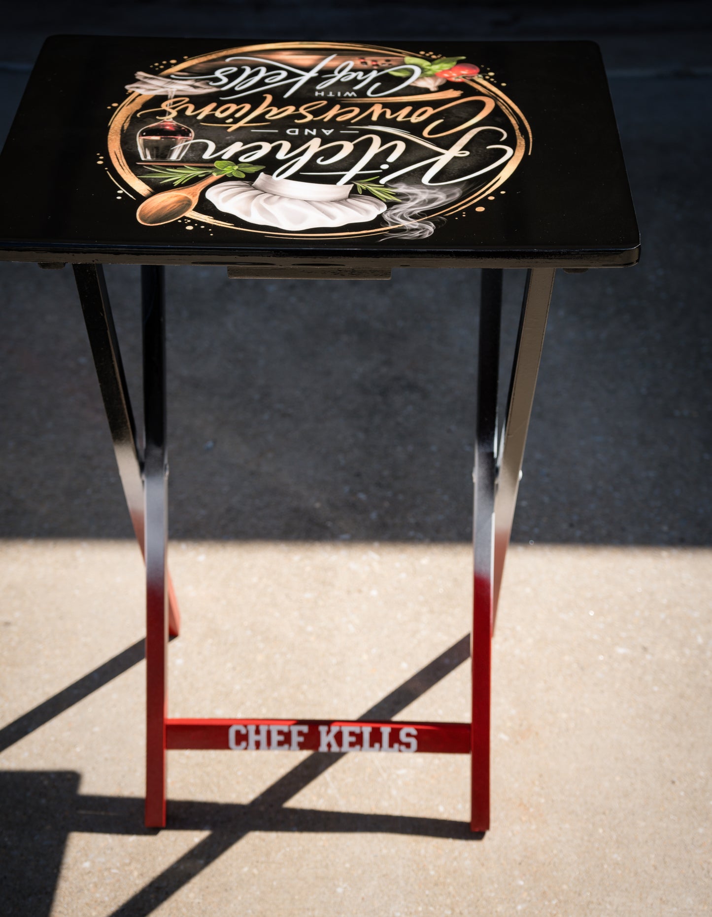 Logo TV Table